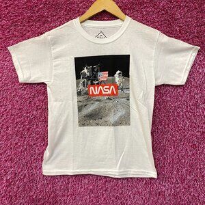 NASA Moon Landing Graphic Design T-Shirt Small